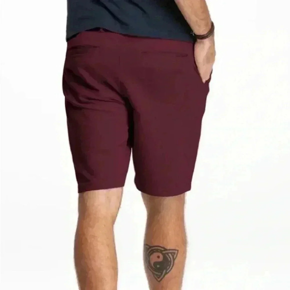 Swet Tailor Everday Chino Short Oxblood NWT - Picture 2 of 3